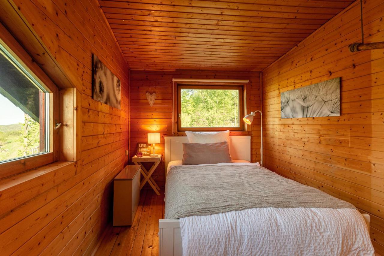 Blockhaus Eifelsteig W/ Kamin Garten & Feuerstelle Berndorf  Zewnętrze zdjęcie